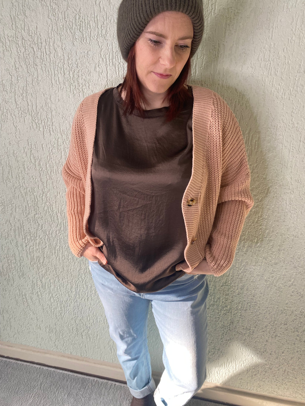 Cropped Strickjacke mit Knöpfen