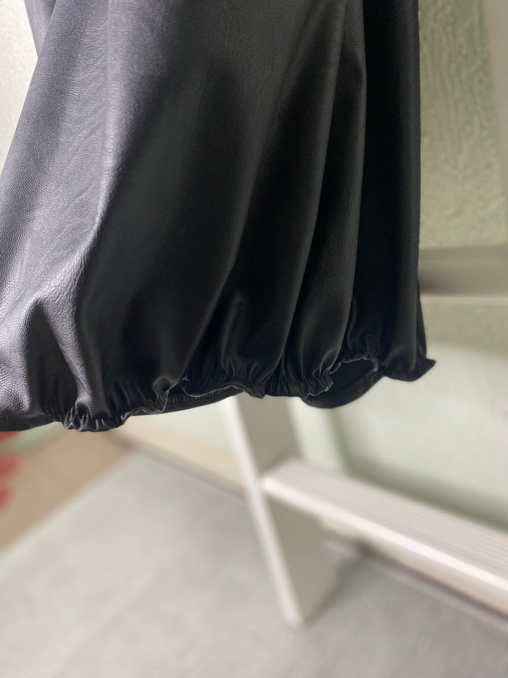 Ballonrock in Lederoptik