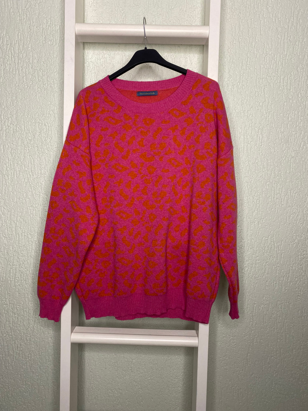 Feiner Strickpullover mit Animal-Muster