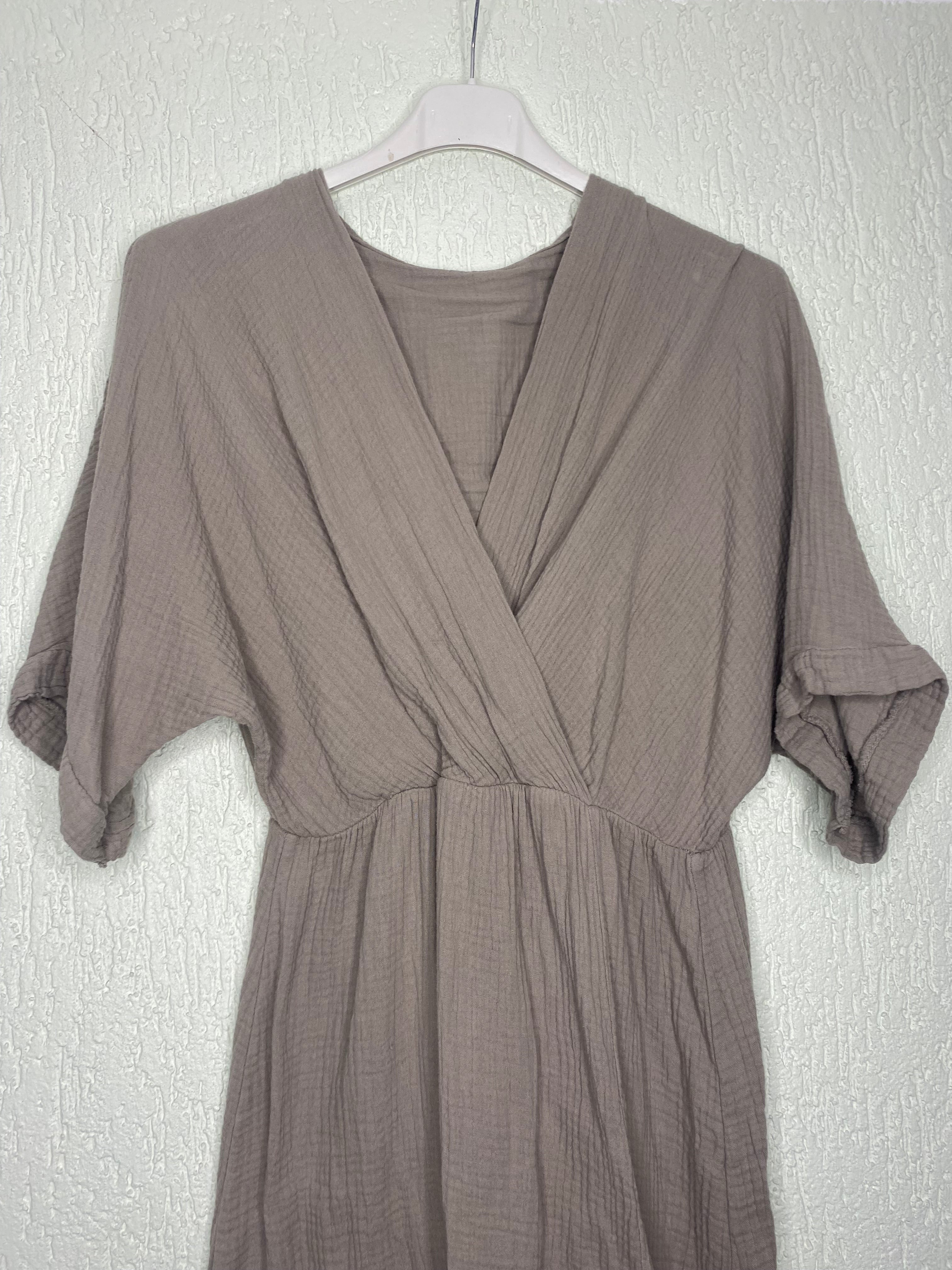 Muselin Kleid, Wickeloptik