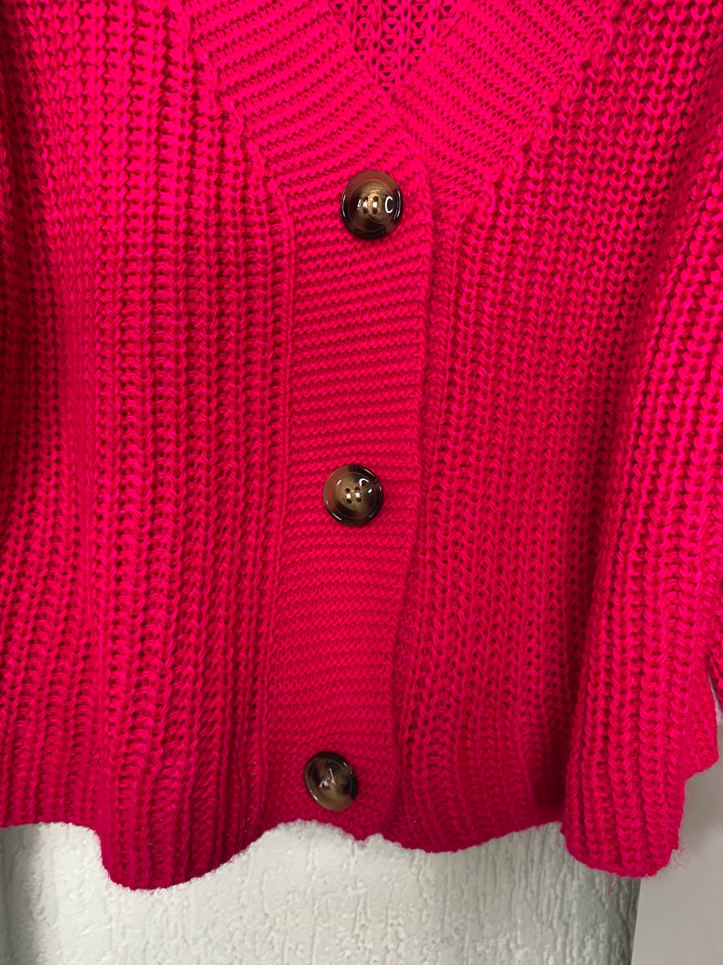 Cropped Strickjacke mit Knöpfen