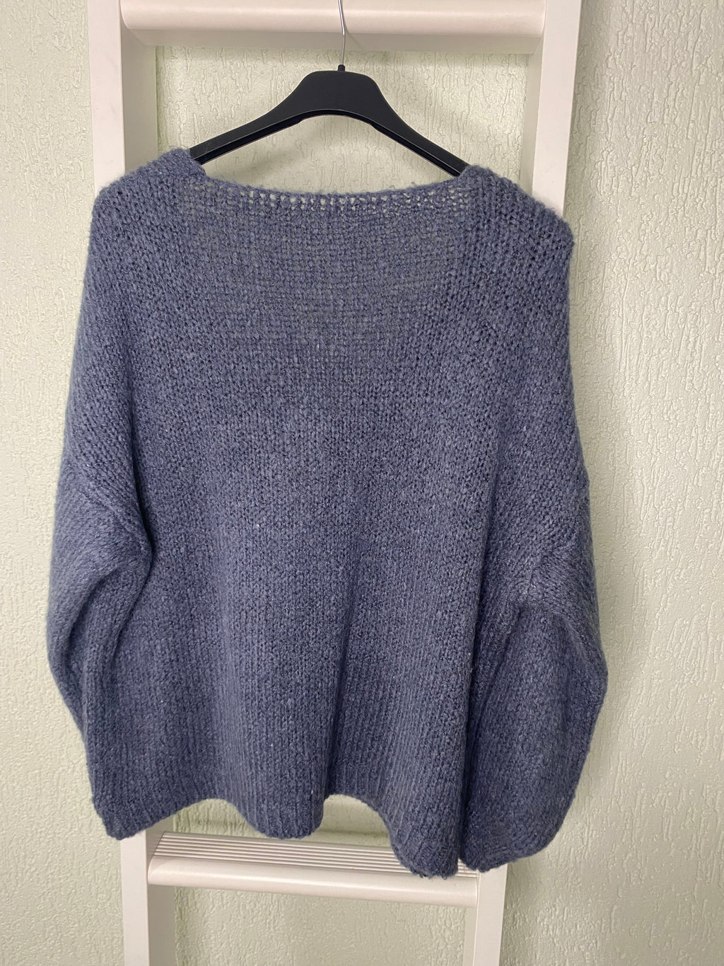 Strickjacke mit Schleifenverschluss
