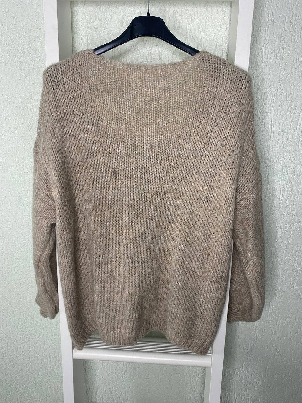 Strickjacke mit Schleifenverschluss