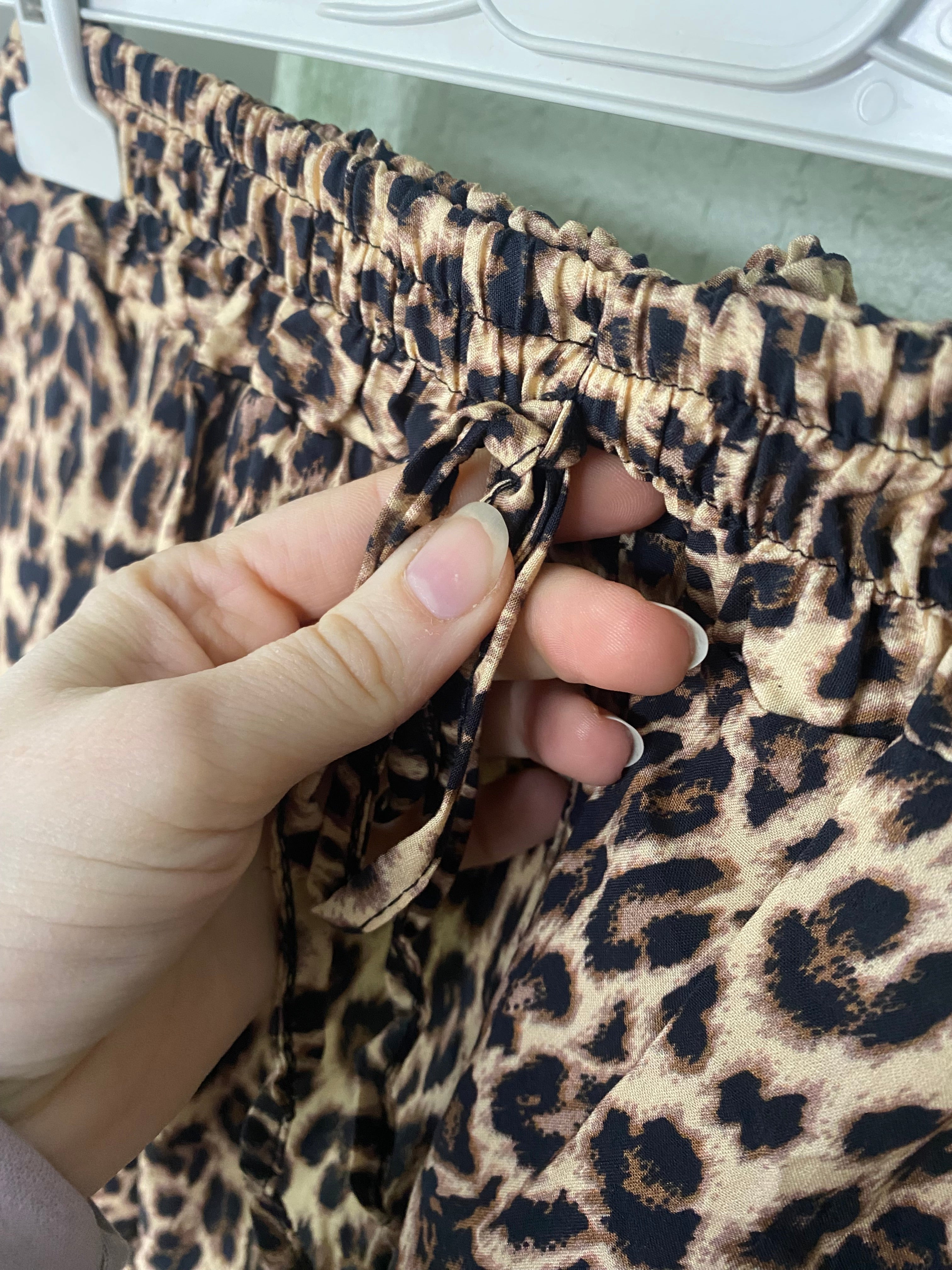 Leo Shorts