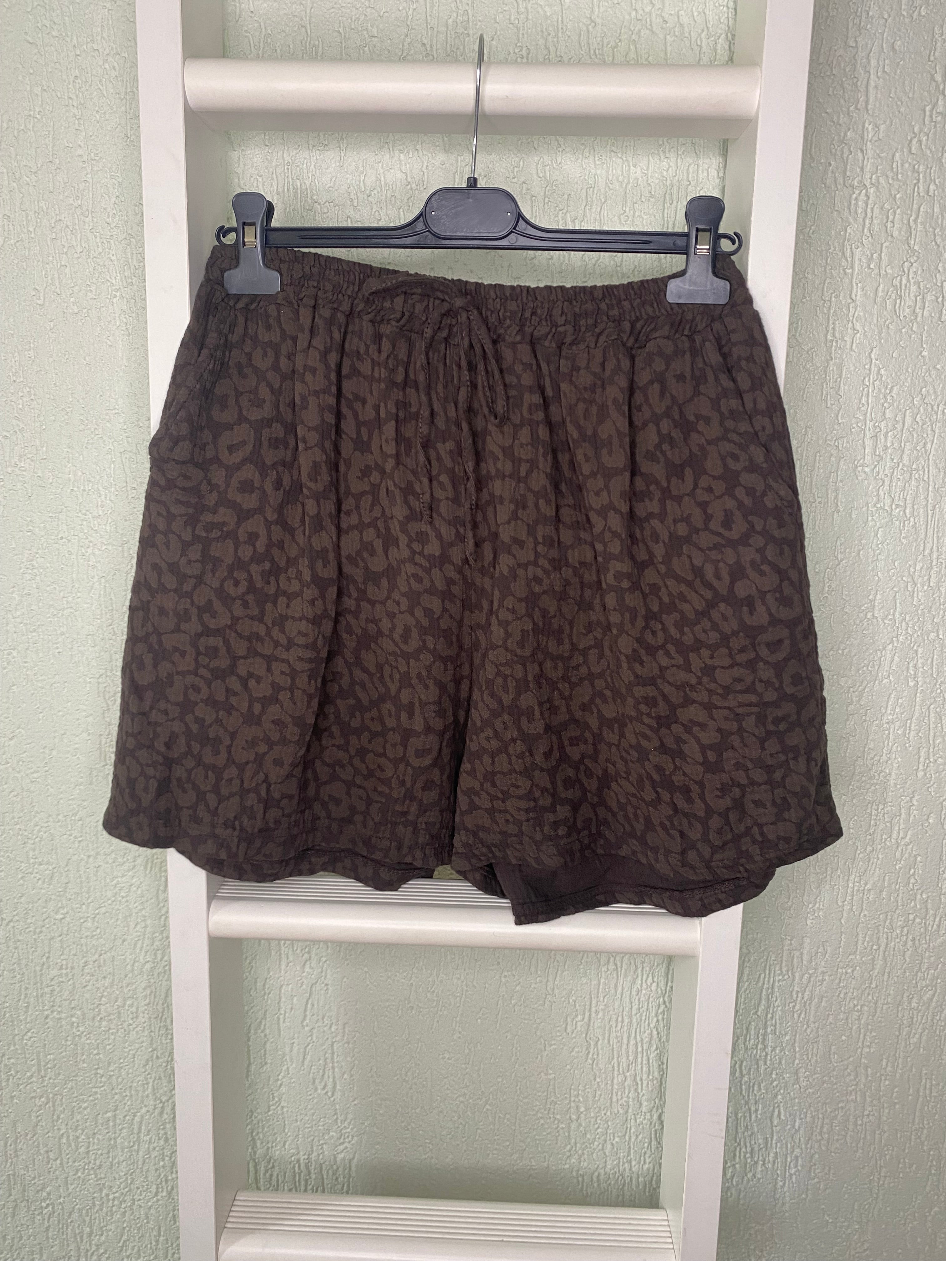 Musselin Leo Shorts - dezent gemustert