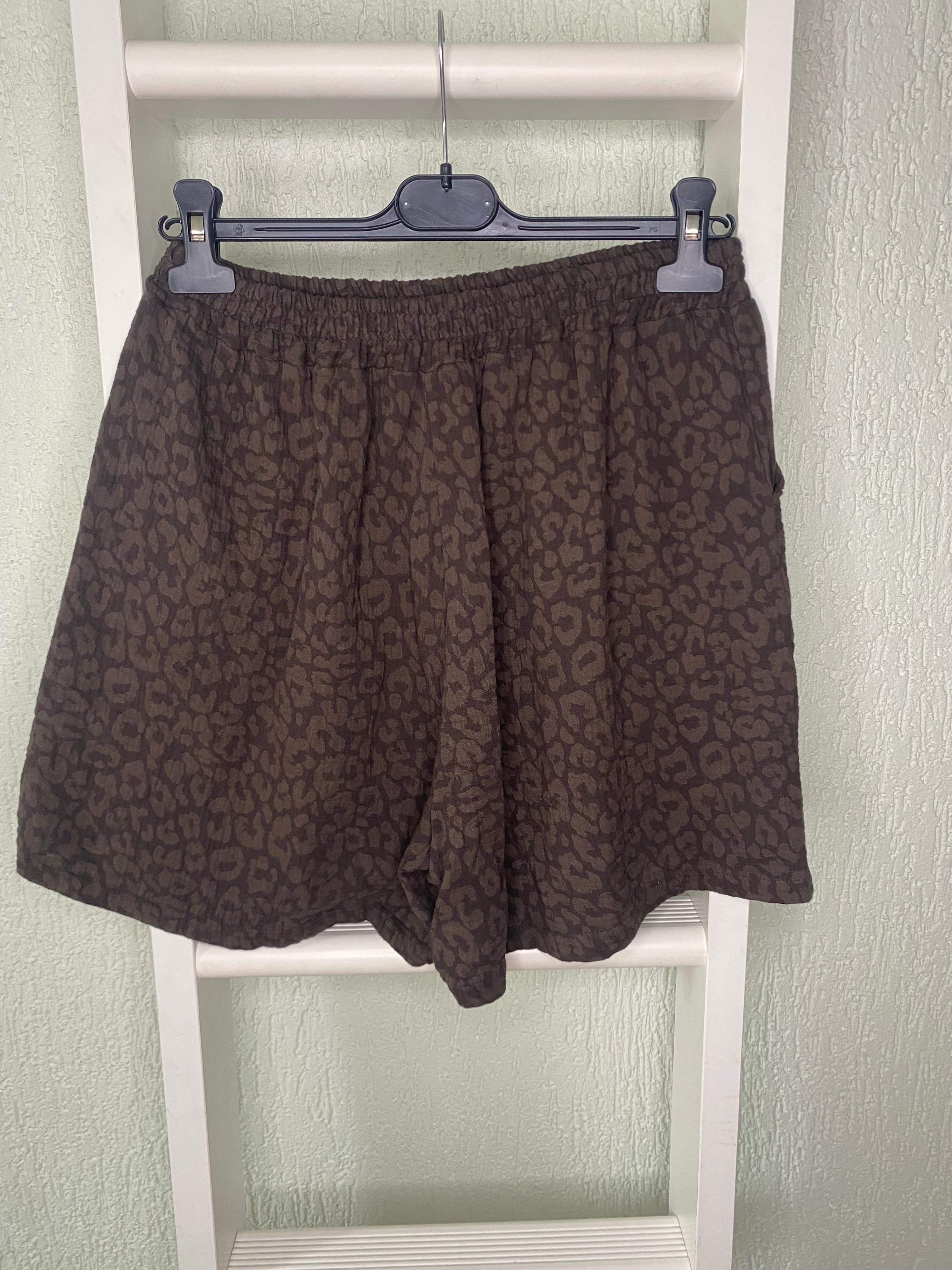 Musselin Leo Shorts - dezent gemustert