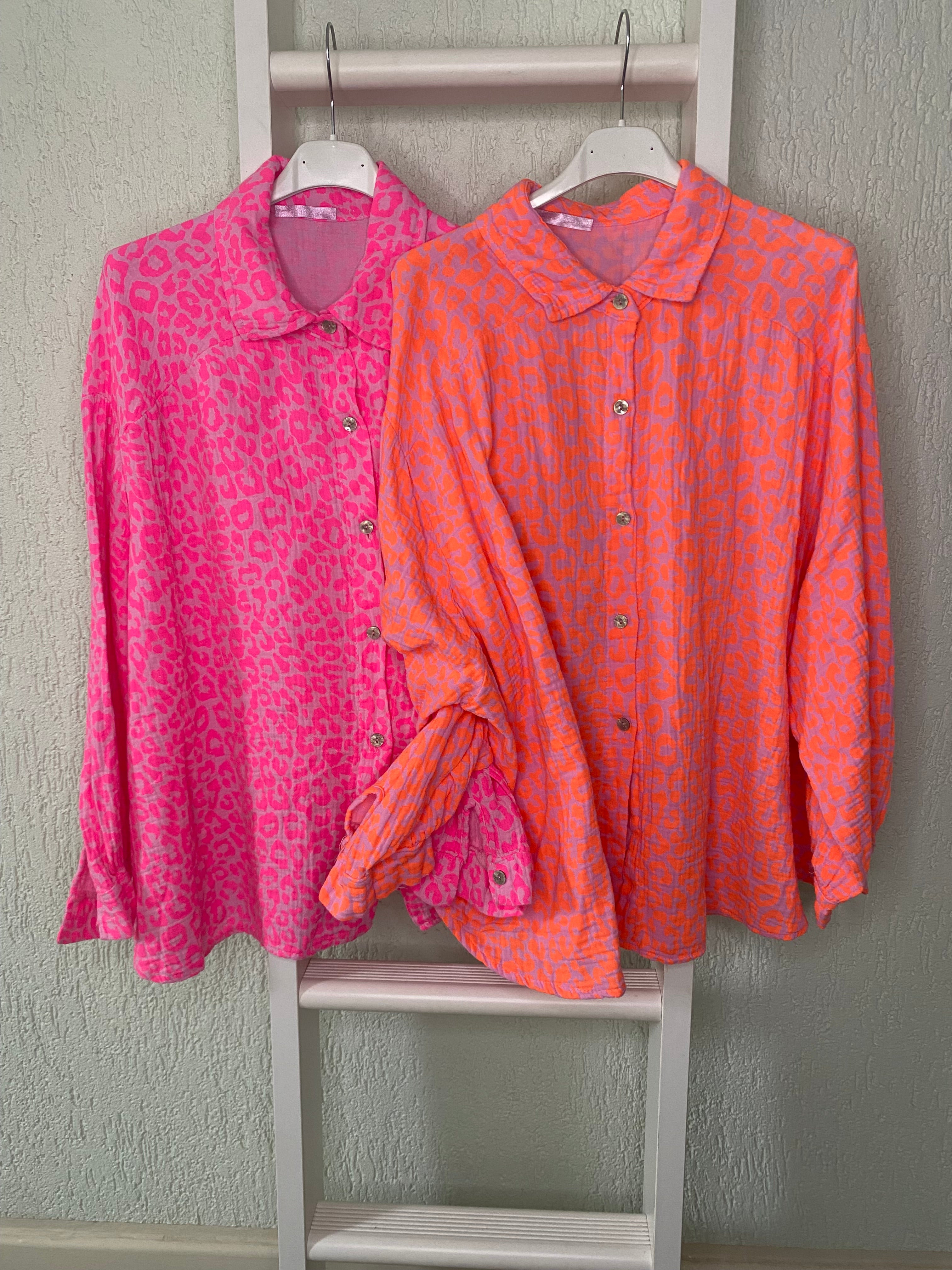 Leo-Bluse aus Musselin