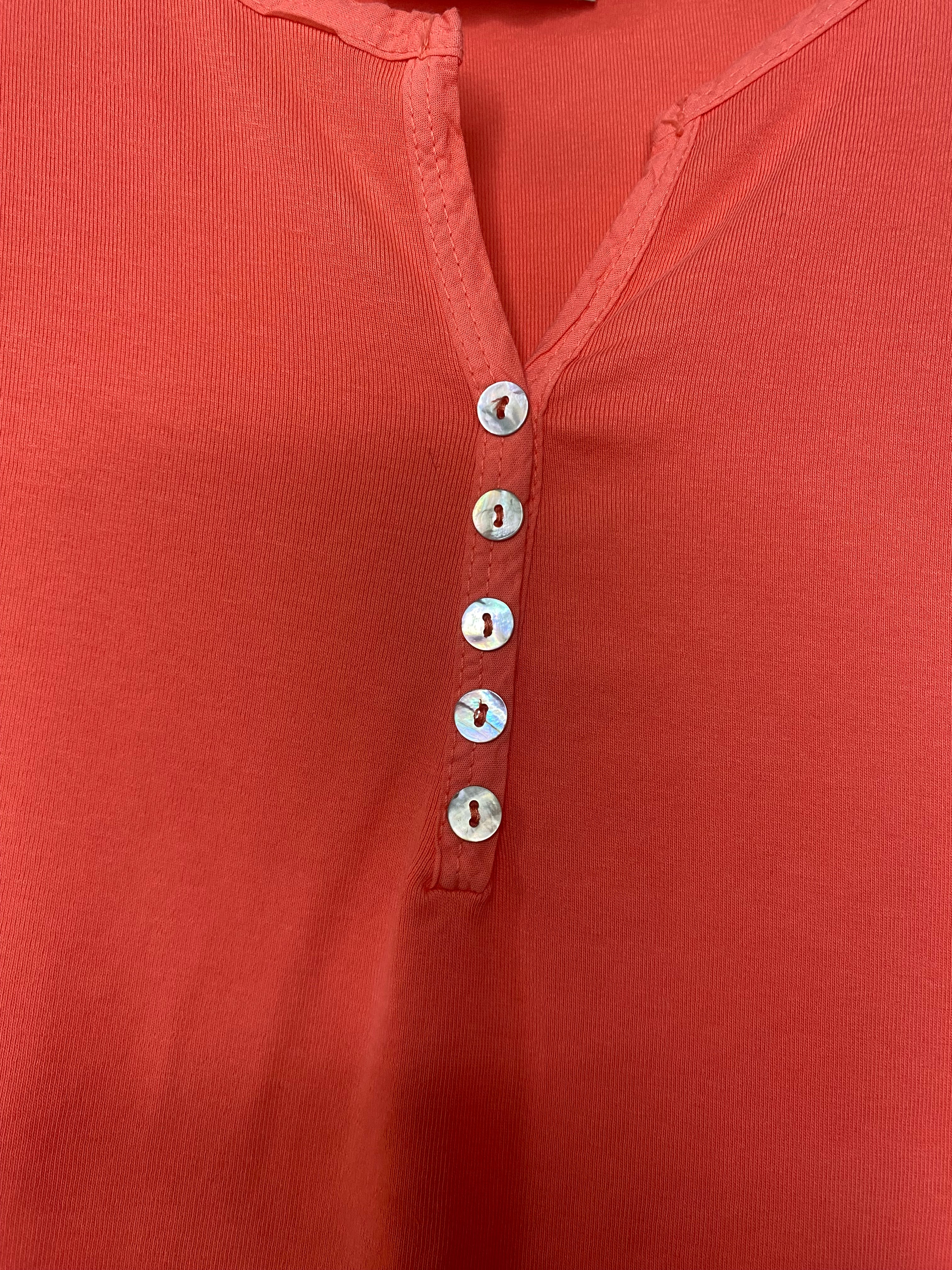 Basic T-Shirt Damen mit Knopfleiste