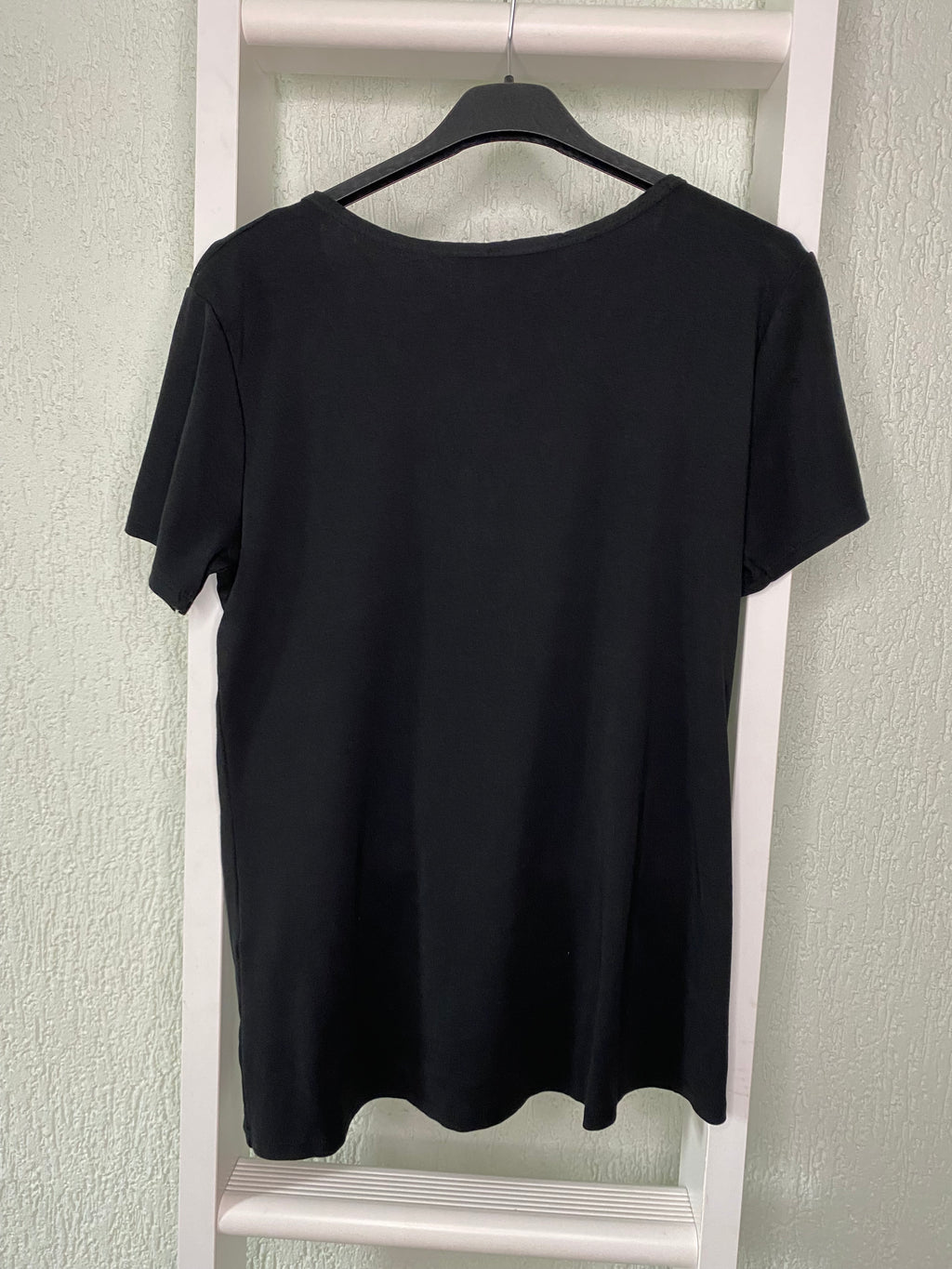 Basic T-Shirt Damen mit Knopfleiste
